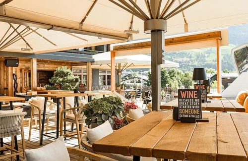 Bad Hofgastein Cabaña | Quadruple room with bath, WC 6N - B&B Berglift