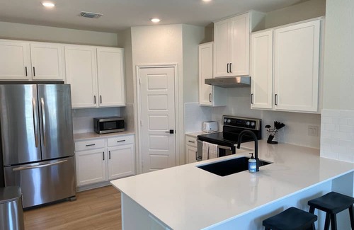 Manor Casa | Manor Vacation Rental w/ Yard: 15 Miles to Austin!