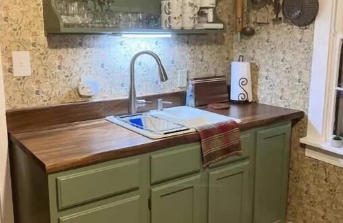 Hillsboro Casa | Historic Blackman-Evans Home