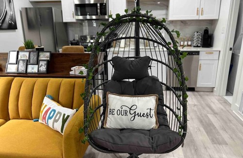 Old East Dallas Apartamento | 3 Miles to AA Center W/King Bed & Free Parking