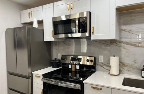 Old East Dallas Apartamento | 3 Miles to AA Center W/King Bed & Free Parking