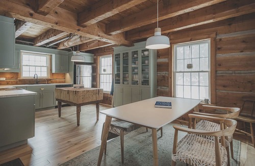 Zorra Cabina | This Listing is not yet Live