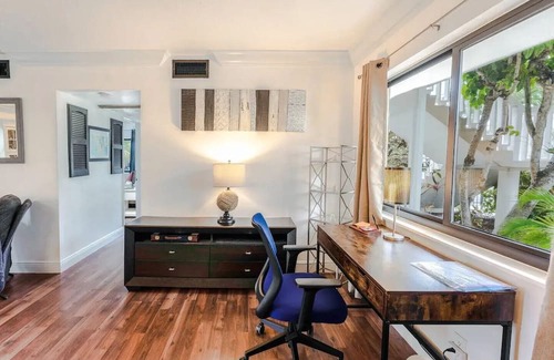 Delray Beach Apartamento | On The Avenue, Location, Location, Location