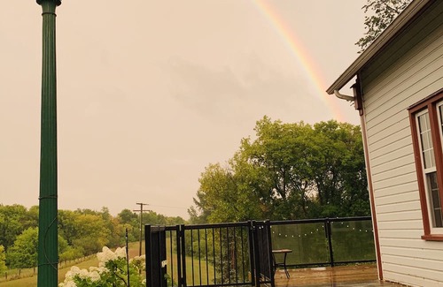 Selkirk Cabina | The Carriage House - your unique private getaway