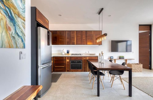 Libertad Apartamento | 2BR Ocean View Near Downtown San Lucas