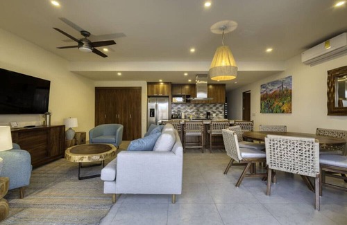 Libertad Condominio | 3BR Condo: Partial Sea View, Pool & Jacuzzi