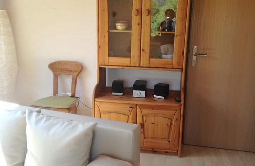 Sipplingen Apartamento | Gemütliche 65 m² DG- Fewo mit Einmaligem See-und Bergblick in Sipplingen