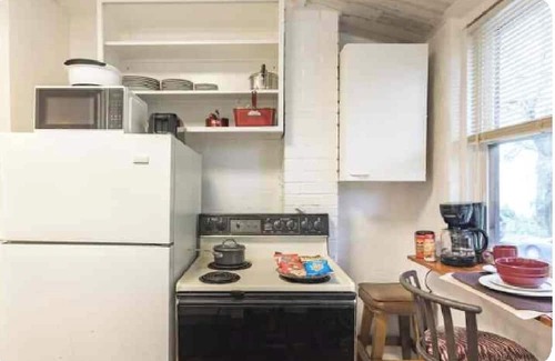 Pittsburgh Apartamento | Great Apartment minutes from Downtown Pittsburgh! Hassle free check-in & Wi-Fi.