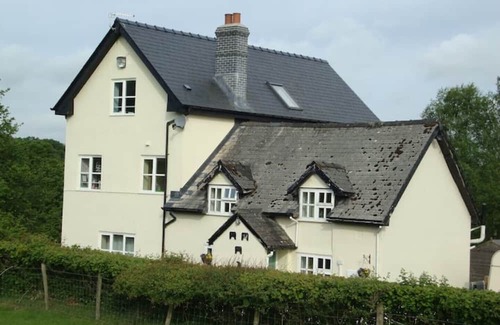 Llangammarch Wells Cabaña | Cosy rural cottage in mid Wales