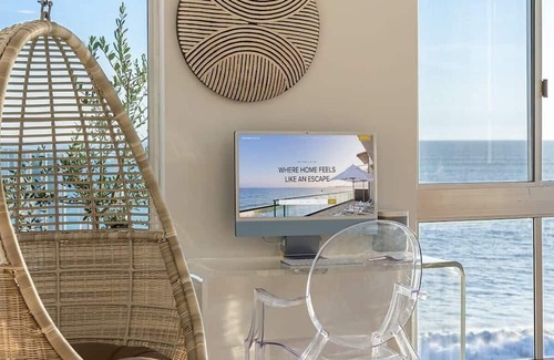 Eastern Malibu Apartamento | Aqualina by Stay Awhile Villas
