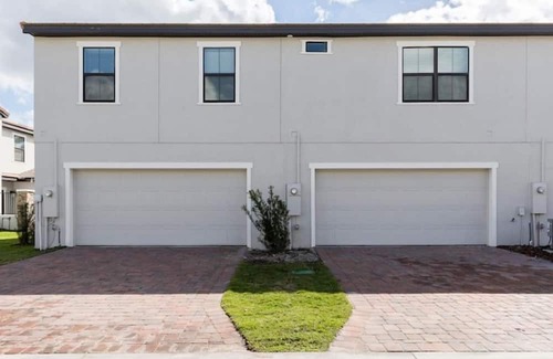 Haines City Condominio | Modern 3 Bed Town Home at Balmoral Resort-3SLTTH1