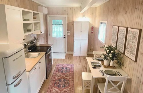 Fayetteville Apartamento | In-Law Suite w/Kitchenette, Clawfoot Tub