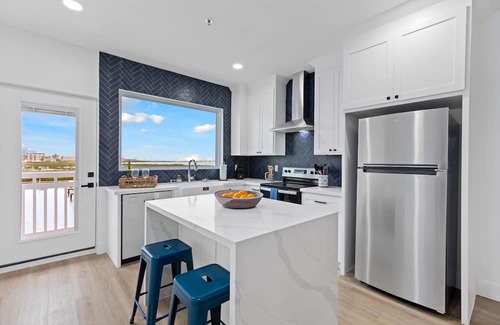 South Padre Island Condominio | Luxury Mid Rise Condo with Amazing View 1 King Bed High End Water Front South Padre Island