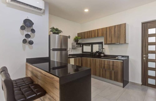 La Cruz de Huanacaxtle Condominio | Beautiful condo with pool!