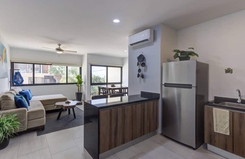 La Cruz de Huanacaxtle Condominio | Beautiful condo with pool!