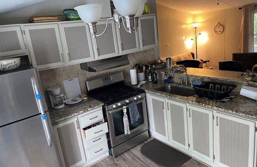 Toms Brook Casa | Comfortable 4 Person Cottage with North Fork of the Shenandoah River Access
