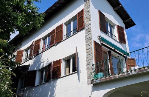 Carciano Casa | House with stunning 180° view over the 3 islands, terrace, garden, free parking