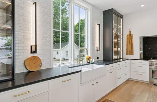 Excelsior Casa | Luxury LakeHus on Lk Minnewashta