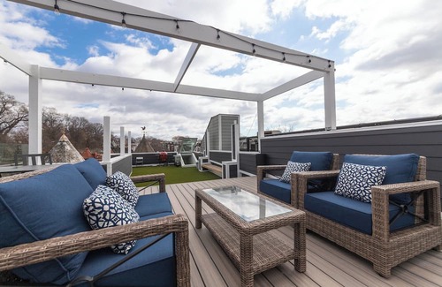Bloomingdale Casa | Luxurious 3-BD on the Park With Monument Views