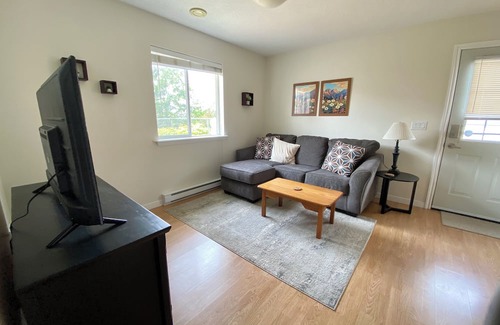 Vernon Casa | Clean and Bright One Bedroom Basement Suite with separate entrance