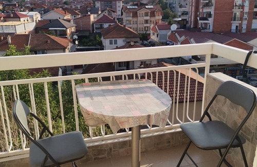 Ohrid Apartamento | Charming 1-bedroom galery apartment with WiFi, AC in the phenomenal Ohrid