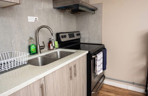 Varsity Casa | Cozy 3BD Basement Suite, 1 Bath in Varsity
