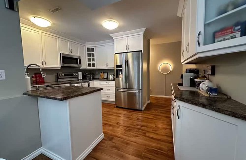 Port Coquitlam Casa | Spacious Garden-Level Suite Near Trails – Safe & Walkable Area