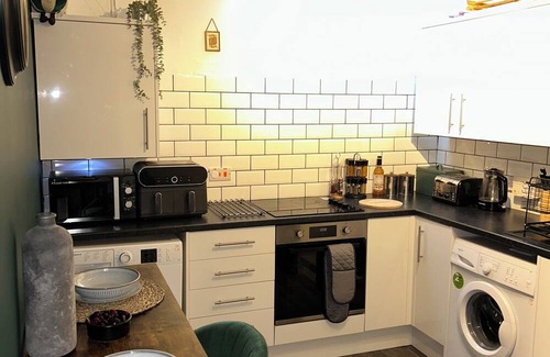 Merchiston Apartamento | Charming 2-Bedroom Maisonette