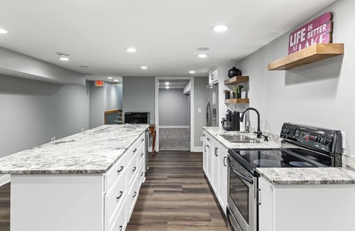 Sarona Condominio | Grumpys Hideaway Condo