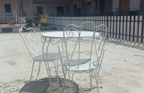 Borgomanero Apartamento | St. John House. Downtown apartment, pets allowed