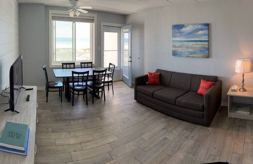 Wildwood Crest Apartamento | Chic hotel suite with WiFi and AC in charming Wildwood Crest