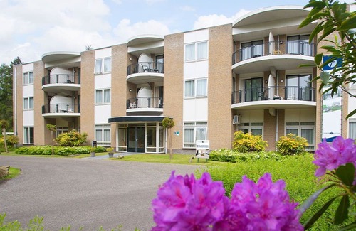 De Bult Casa | Relaxing Scenic Stay | Near Giethoorn & De Wieden Nature Reserve | Pet Friendly