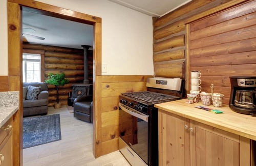 Mount Laguna Cabina | Hike, Bike & Explore: Woodsy Retreat in Mt Laguna!