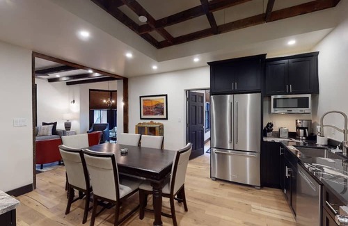 Downtown Santa Fe Casa | Artesia Casita: Downtown Santa Fe Railyard District, short walk to Plaza
