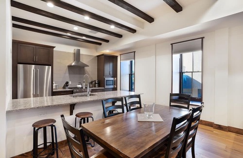 Downtown Santa Fe Condominio | Water Street Residence B: Located just 400 feet from the Plaza!