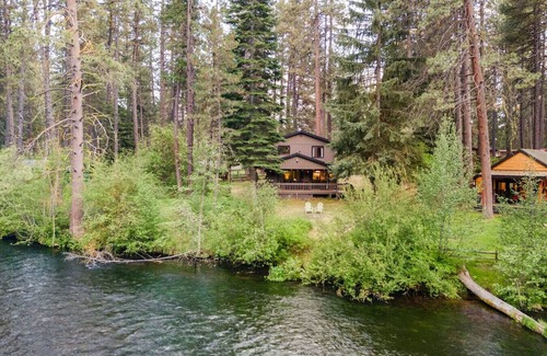 Camp Sherman Casa | Riverfront Camp Sherman Getaway