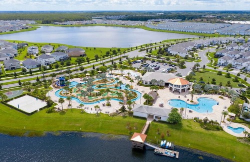 Kissimmee Apartamento | Resort Condo 10 Min to Disney