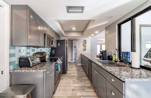 Burnt Store Isles Casa | Punta Gorda Paradise 3BR with Water Views & P