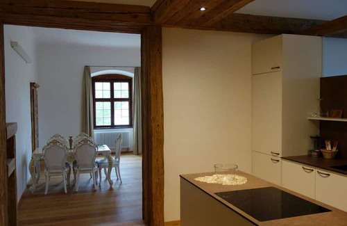 Aurolzmunster Apartamento | Versailles Royal Suite 4 Guests|Breakfast Included