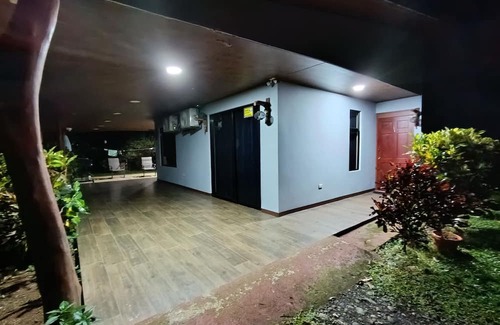 Penjamo Casa | Quinta Rincon Silvestre w/AC, WiFi & pool in lovely Peñas Blancas near V. Arenal