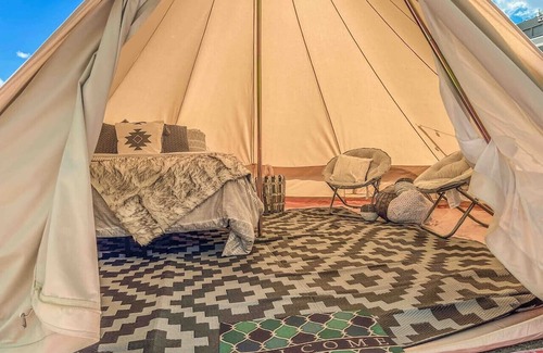 Palisades Alquiler De RV | The willow boho tent