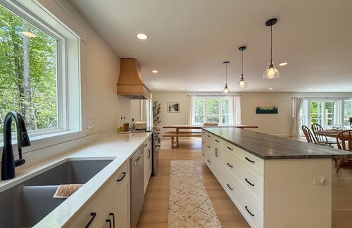 Center Conway Casa | Hemlock Hideaway | 4500 ft.² New Build w/ Hot Tub