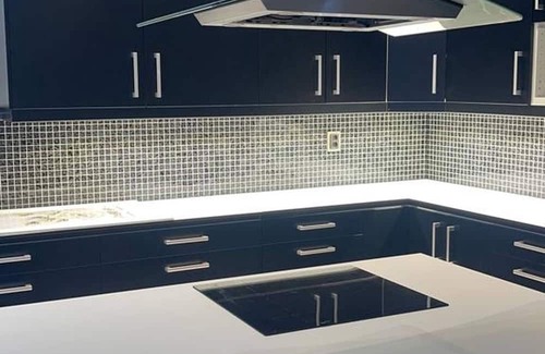 Flemingsberg Villa | Gran villa en Huddinge