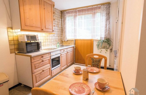 Altensteig Apartamento | Apartamento 'Ferienwohnung' con terraza compartida, balcón y Wi-Fi