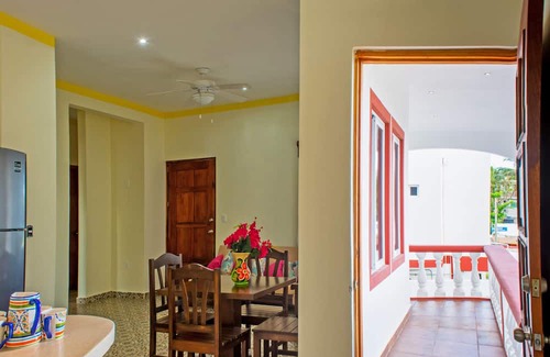 Puerto Morelos Apartamento | 2-bedroom apartment centrally located in lovely Puerto Morelos with AC, WiFi