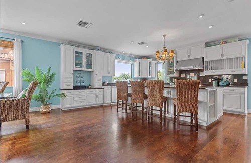 South Padre Island Casa | Luxury Villa w/Private Pool & Spa, Sunset View, SpaceX Launch View & Elevator