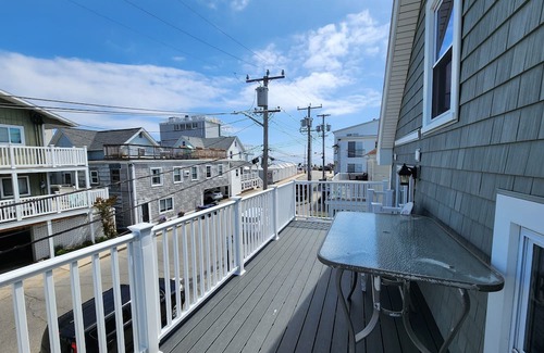Hampton Apartamento | G St Inn Unit 6 Charming 2-bedroom apartment in Hampton with AC, WiFi