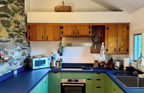 Shelburne Cabina | Summit Retreat:2BR/2Bath Rustic Beauty + Yoga Room