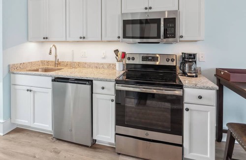 Historic Downtown Manteo Apartamento | Myrtle's Retreat* Walk to Festival Park & Downtown