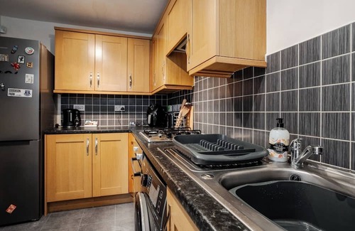 Bootle Casa | Bootle Haven - 2BD Retreat with Garden